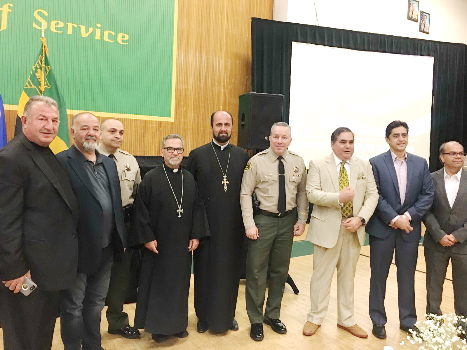 Արժ. Տ. Վաչե Քահանա Հայրապետյանը մասնակցեց Լոս Անջելեսի ոստիկանապետի կողմից կազմակերպված միջկրոնական տոնակատարությանը՝ նվիրված իսլամական Ռամադանին