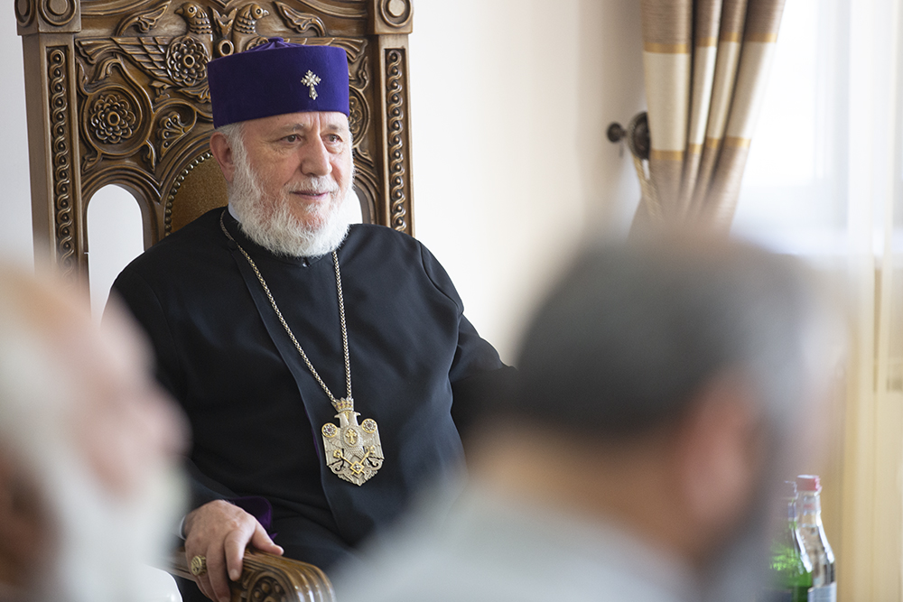 Մայր Աթոռի միաբանութիւնն ու պաշտօնէութիւնը շնորհաւորեցին Ամենայն Հայոց Կաթողիկոսին ծննդեան տարեդարձի առիթով