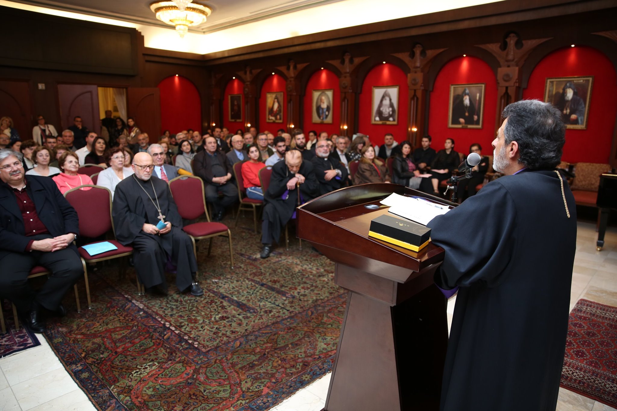 ԱՄՆ Արևմտյան թեմի առաջնորդ Տ. Հովնան Արք. Տերտերյանի գրական ժառանգությանը նվիրված երեկո Լոս Անջելեսում