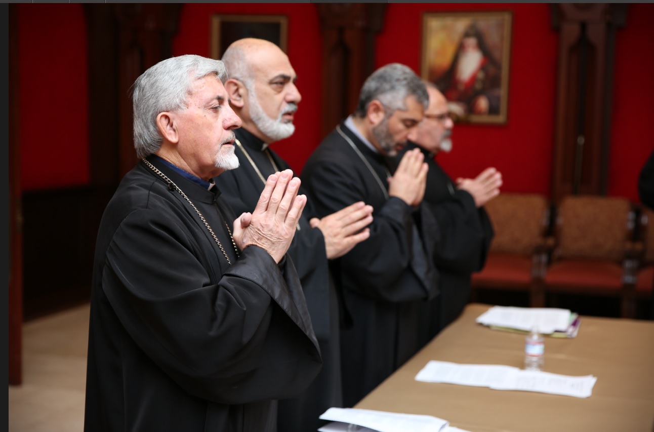 ԱՐԵՒՄՏԵԱՆ ԹԵՄԻ ՀՈԳԵՒՈՐ ՀԱՅՐԵՐՈՒ ԱՂՕԹԱՍԱՑՈՒԹԻՒՆ ՄԻՋԻՆՔԻ ԵՐԵԿՈՅԵԱՆ