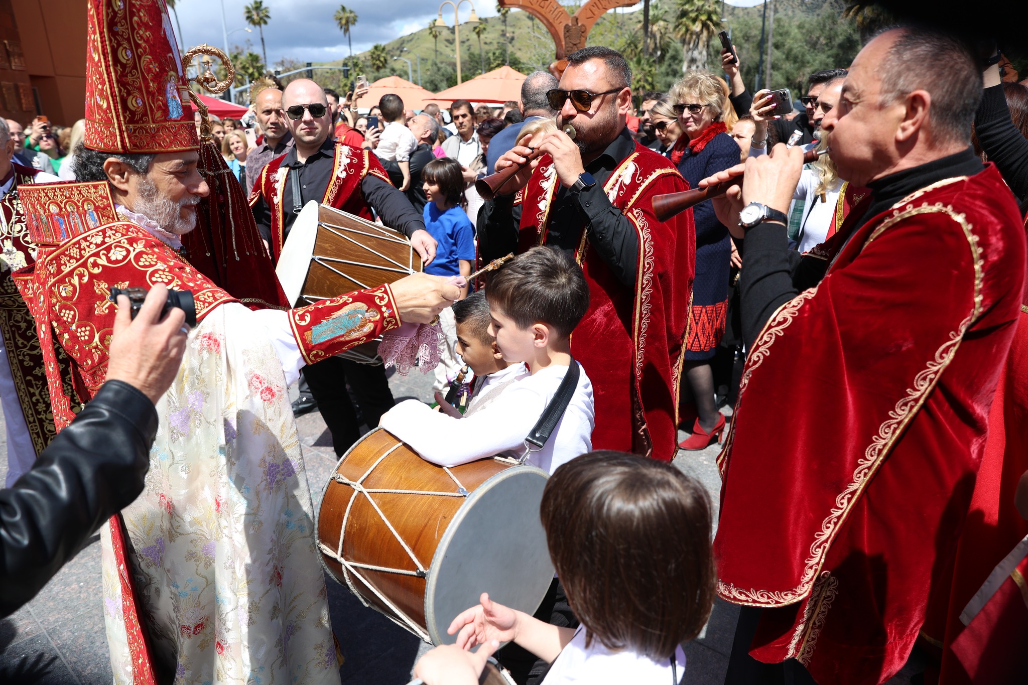ԱՒԱԳ ՇԱԲԱԹՈՒԱՅ ԱՐԱՐՈՂՈՒԹԻՒՆՆԵՐԸ ԱՐԵՒՄՏԵԱՆ ԹԵՄՈՒՄ