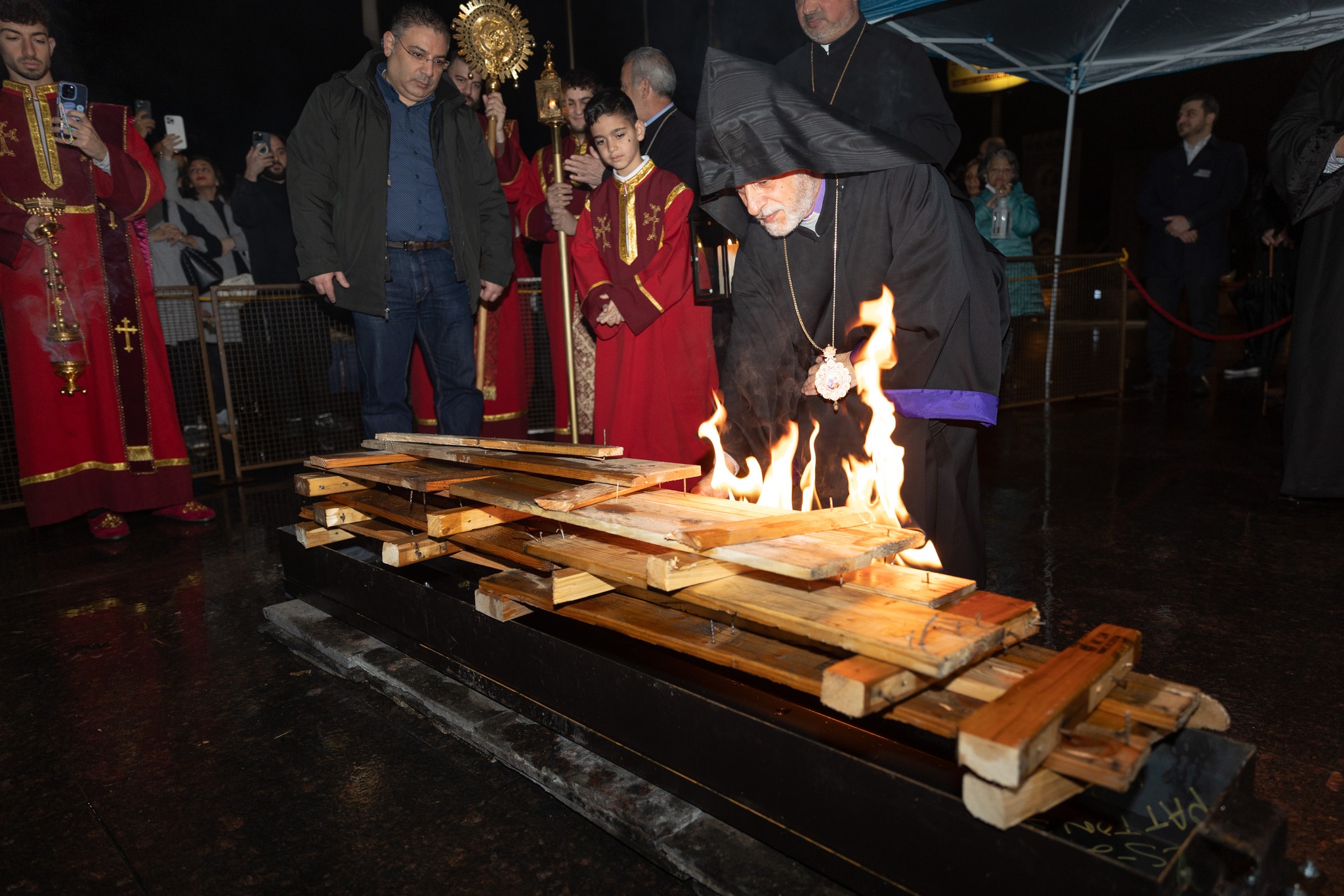 ՏԵԱՌՆԸՆԴԱՌԱՋ