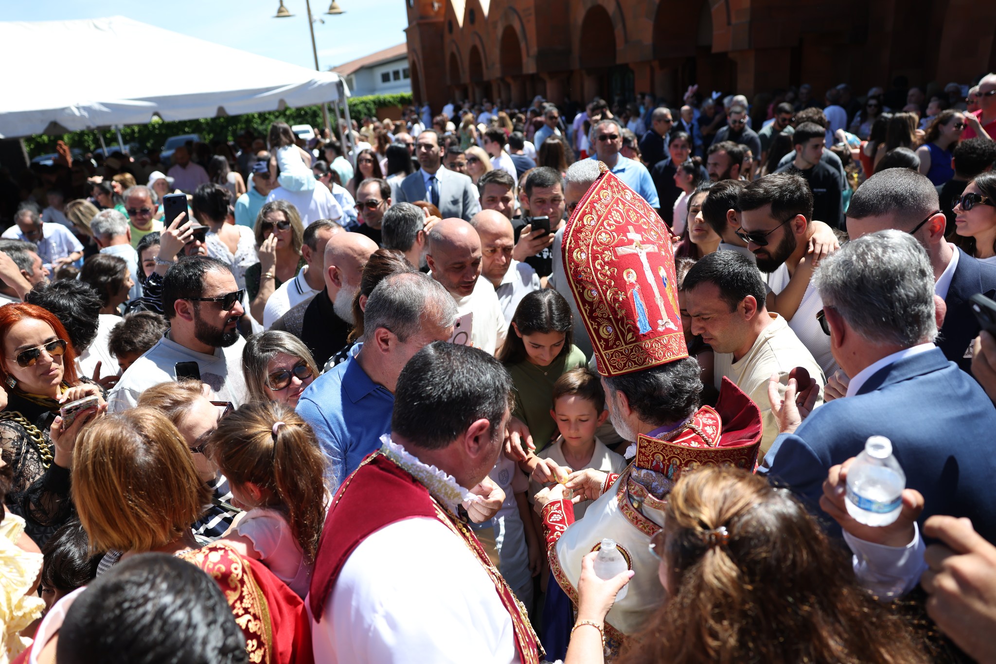 Holy Week and Easter Celebrations at St. Leon Ghevontiants Armenian Cathedral